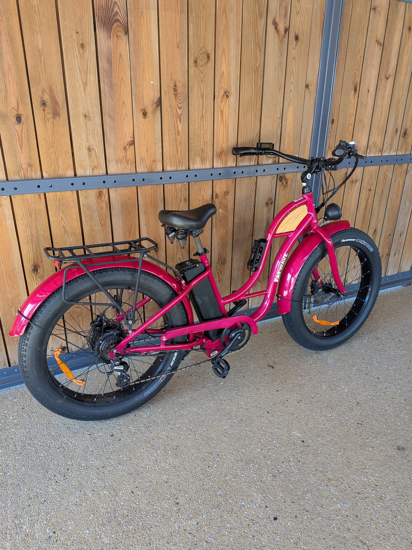 Unikride Fatwave Pink 2025 Occasion