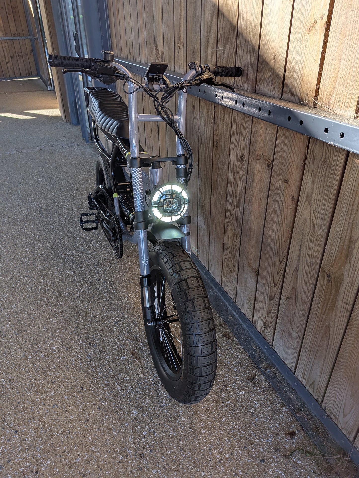 Unikride FATSTREET X Trail Occasion