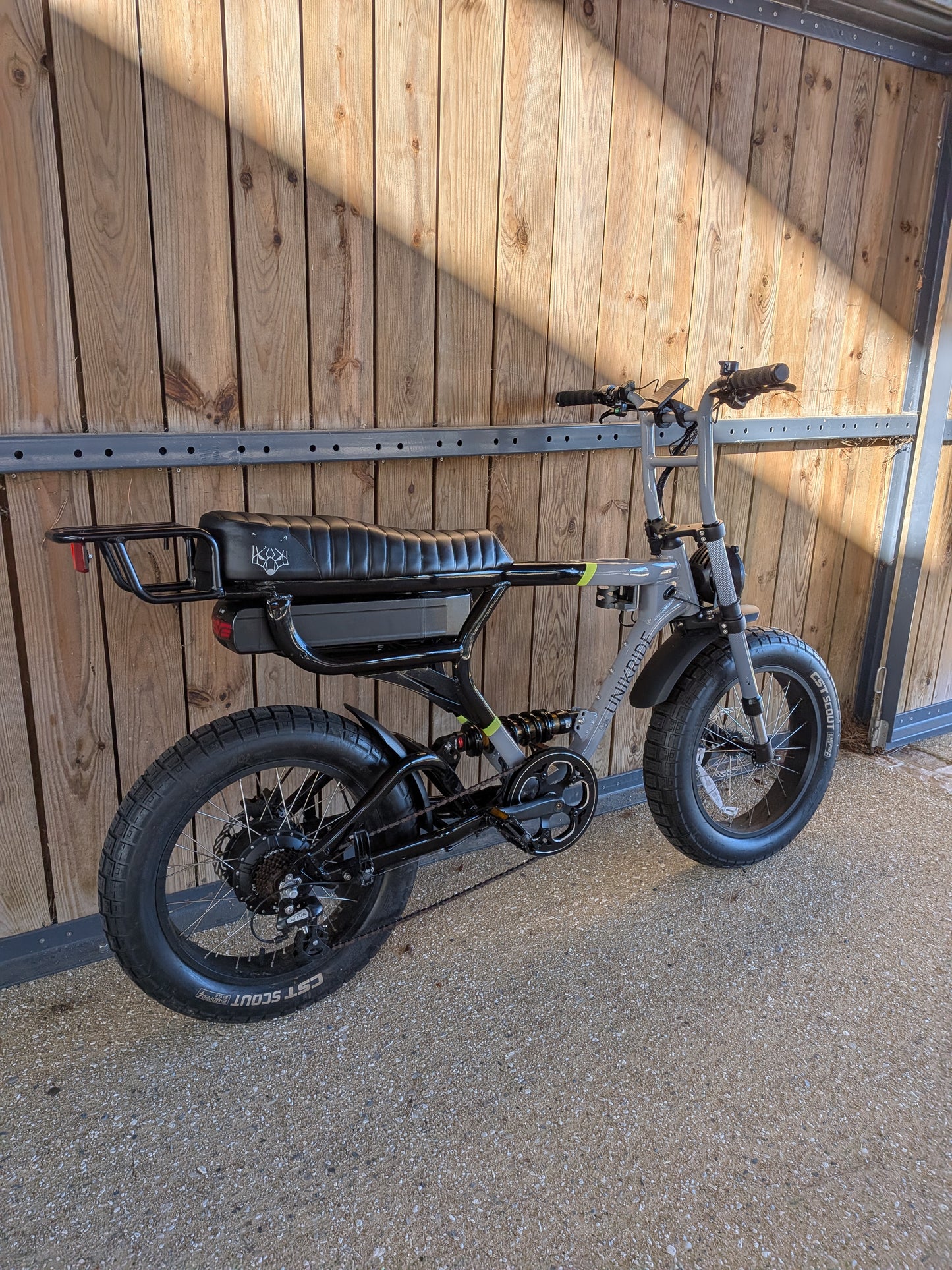 Unikride FATSTREET X Trail Occasion